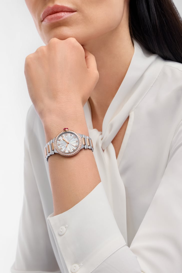 Bvlgari Octo Finissimo watch detail