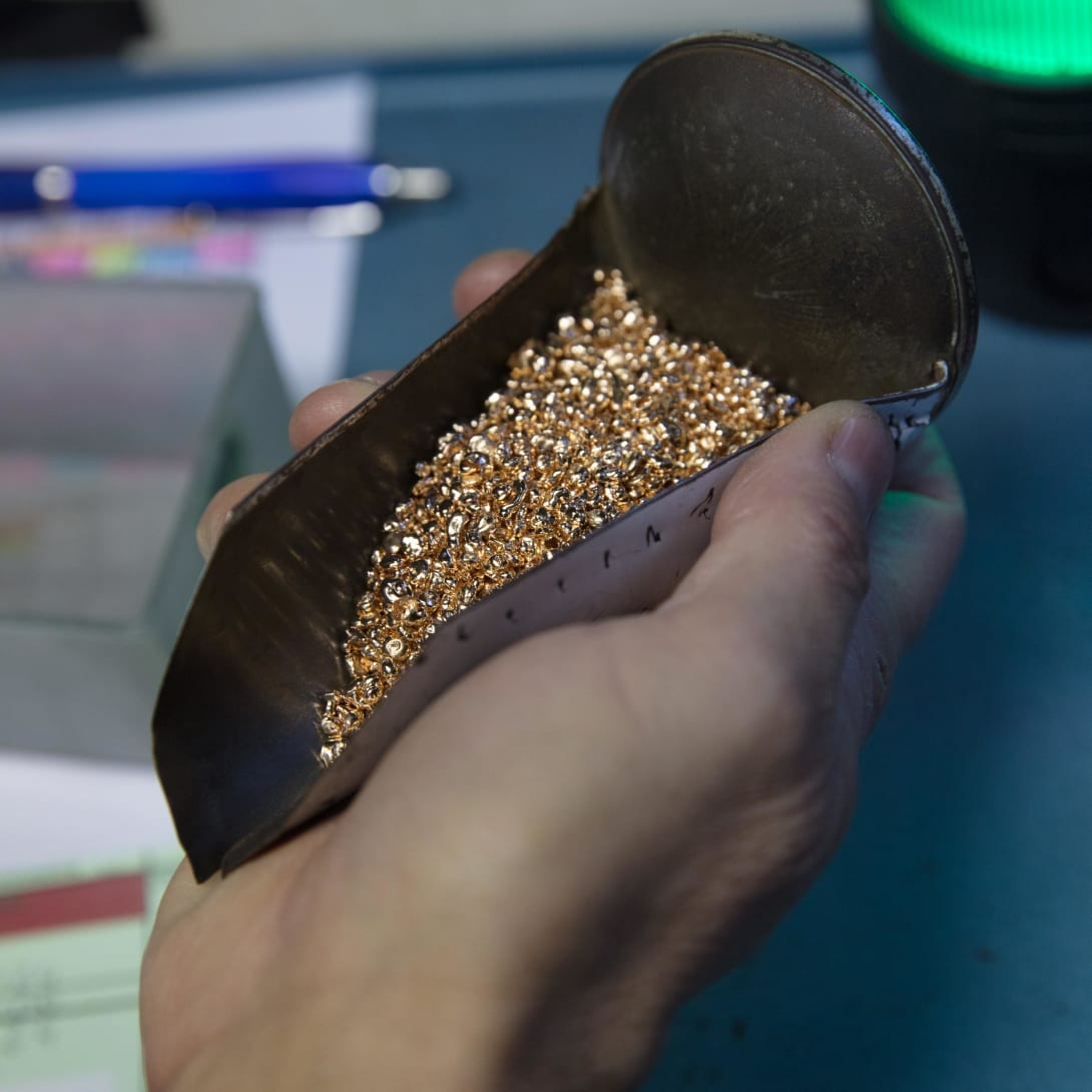 Ethic gold sourced by Bvlgari in accordance to the Responsible Jewellery Council practices.