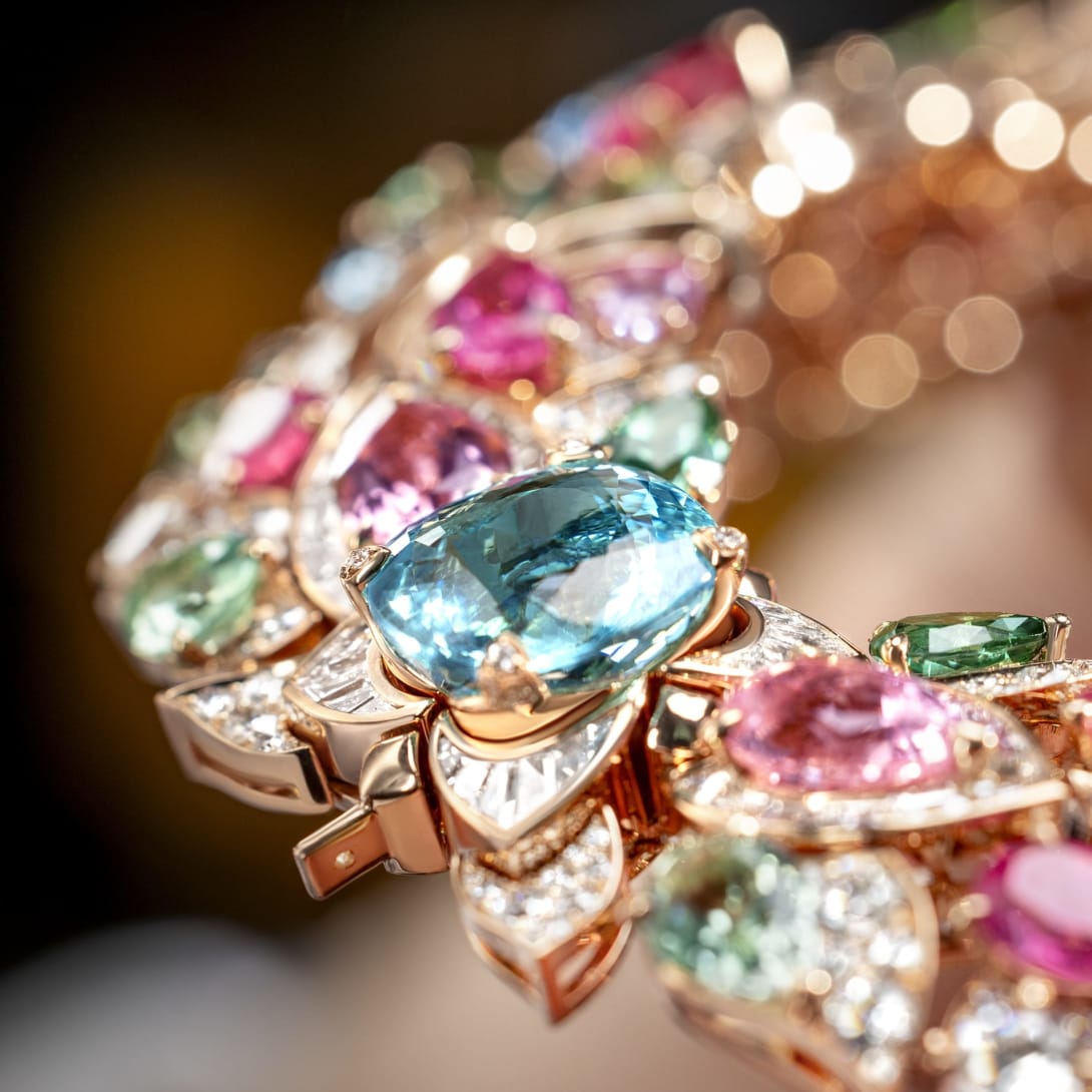 Making of the Celestial Mosaic High Jewellery necklace with diamonds.