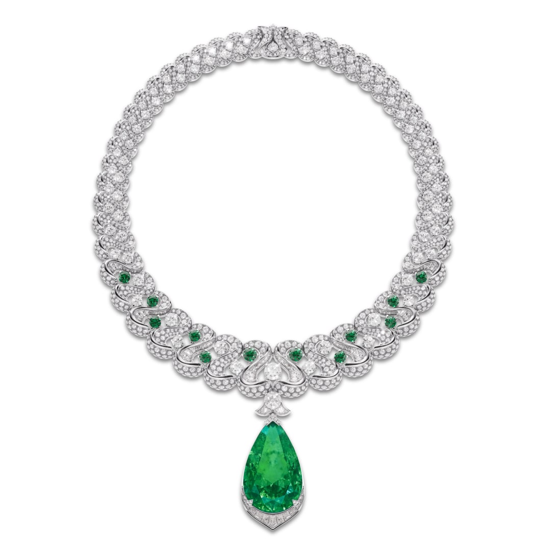 Emerald Exuberance Necklace of Polychroma High Jewellery collection, creative shot.