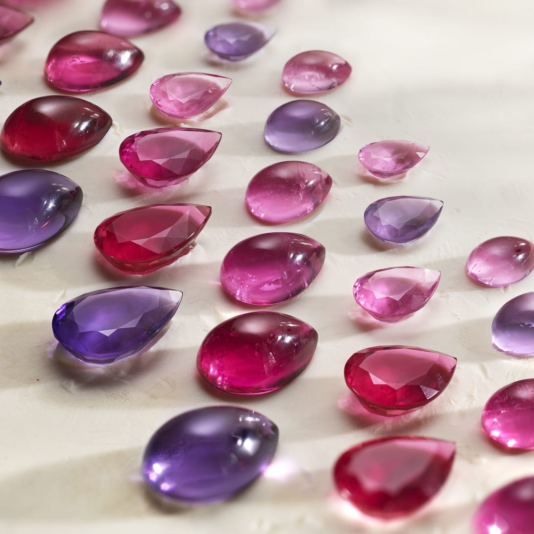 Making of Rainbow Flow Necklace, Polychroma High Jewellery collection.