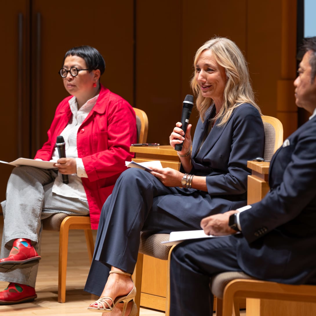Laura Burdese speaking at Keio University during the Fondazione Bvlgari and STC masterclass.