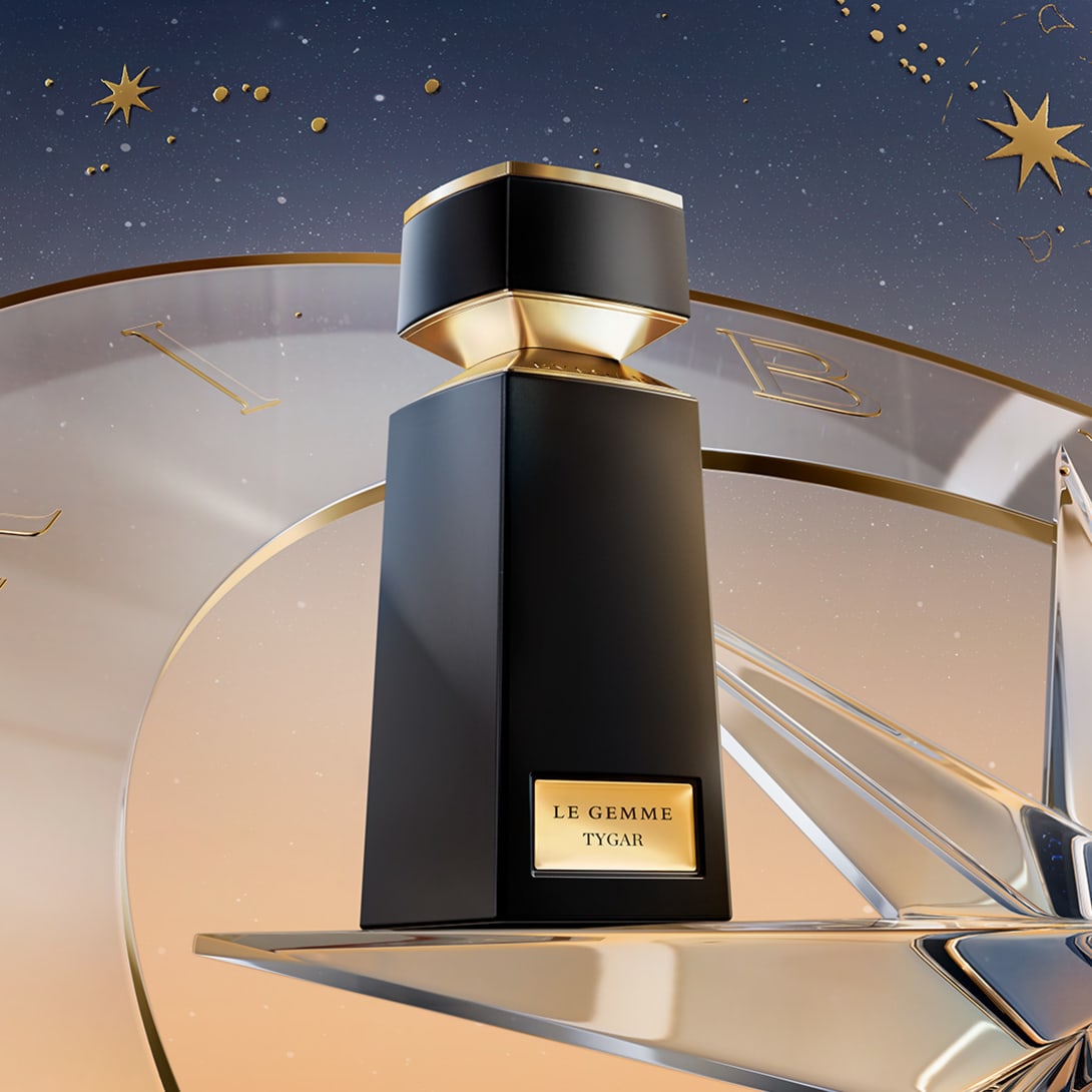Bvlgari Le Gemme Tygar Eau de Parfum on eight-pointed star from Bvlgari Festive Season backdrop.