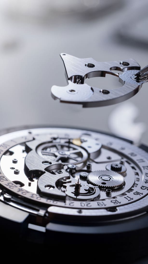 Creative shot of Octo Finissimo Dual Time x Vianney Halter