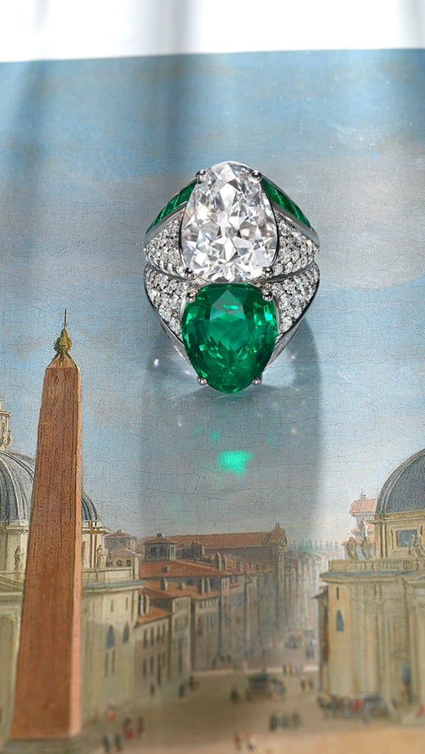 Incontro Segreto High Jewellery toi et moi ring in white gold with a pear-shaped diamond and emerald.