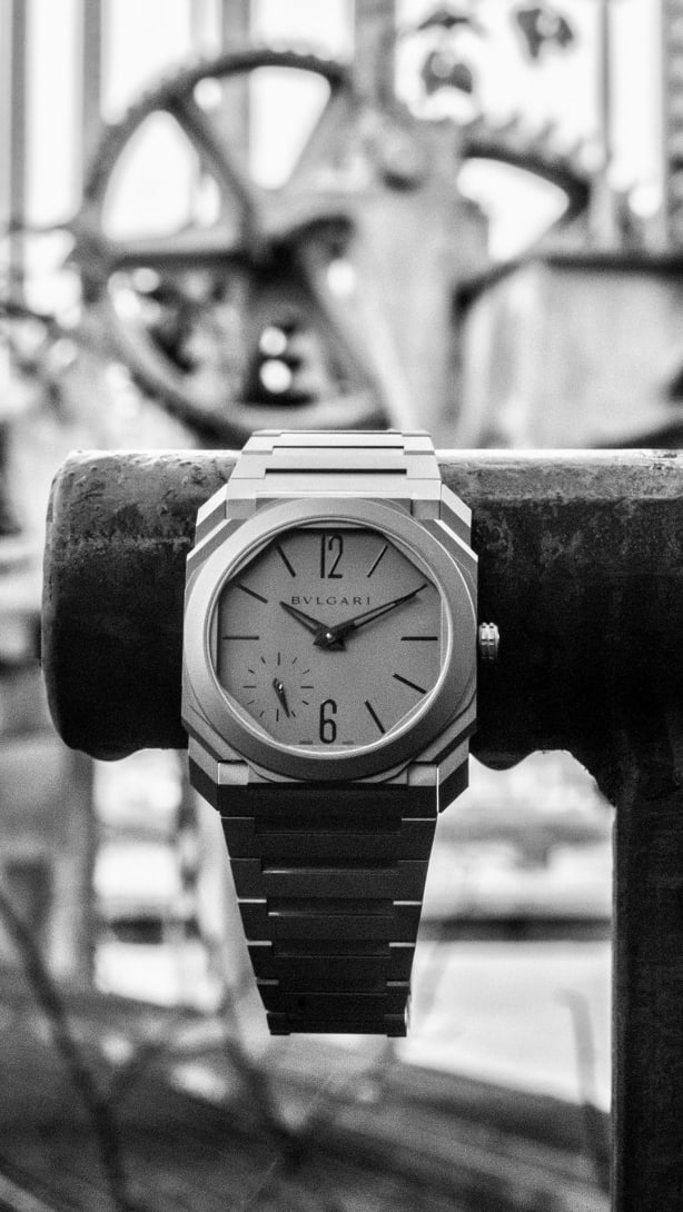 Octo Finissimo 37 ultra-thin automatic watch in satin-polished titanium with 37 mm case.