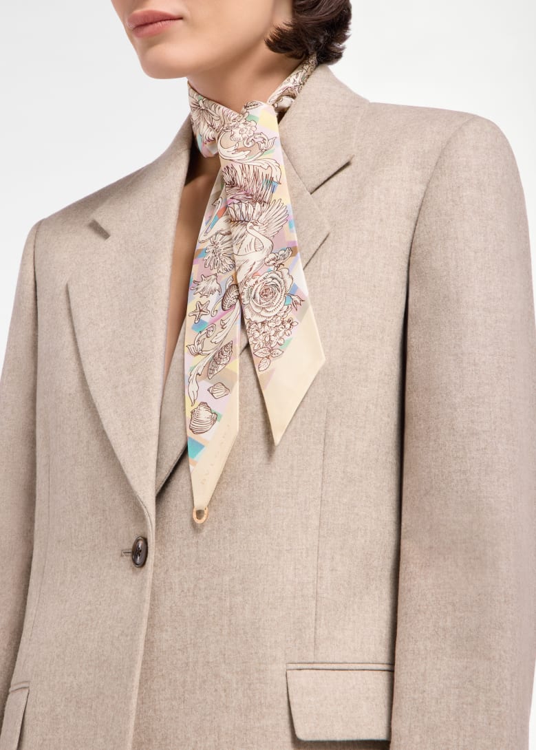 極美品　BVLGARI 孔雀柄 シルクスカーフ　ヘリテージ シェリー ピンク シルク ヘリテージ シェリー 246395 | ブルガリ