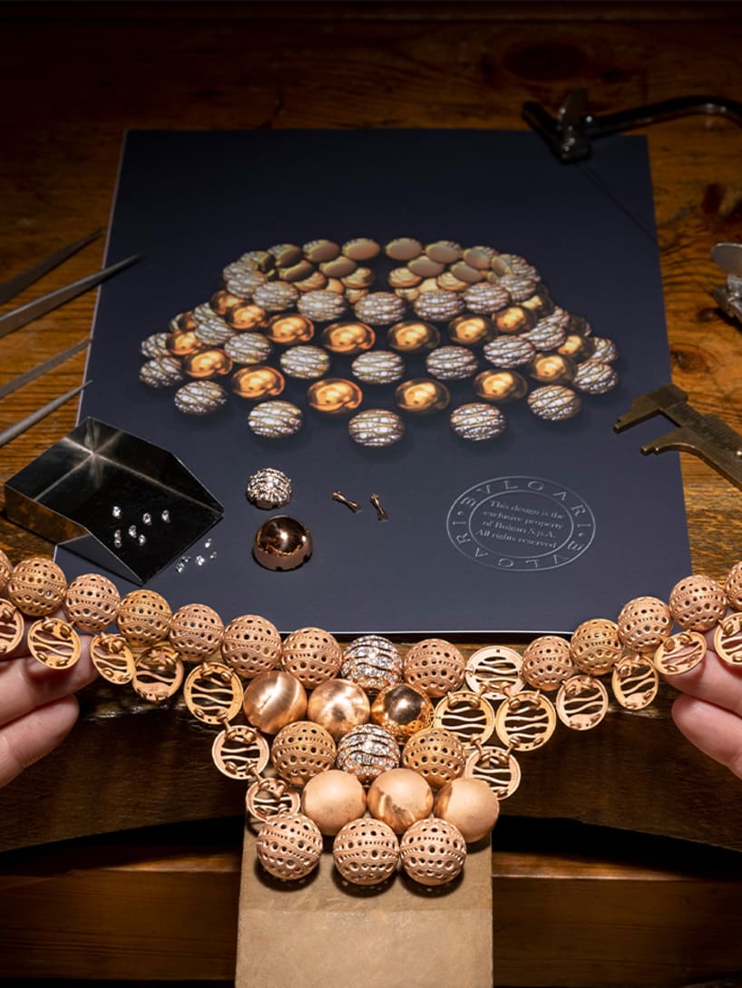 Making of The Aurea Chandra High Jewellery necklace, close-up.