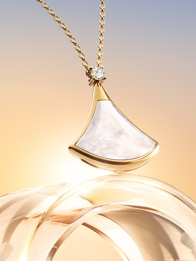 Divas' Dream necklace, Magnificent Icons.