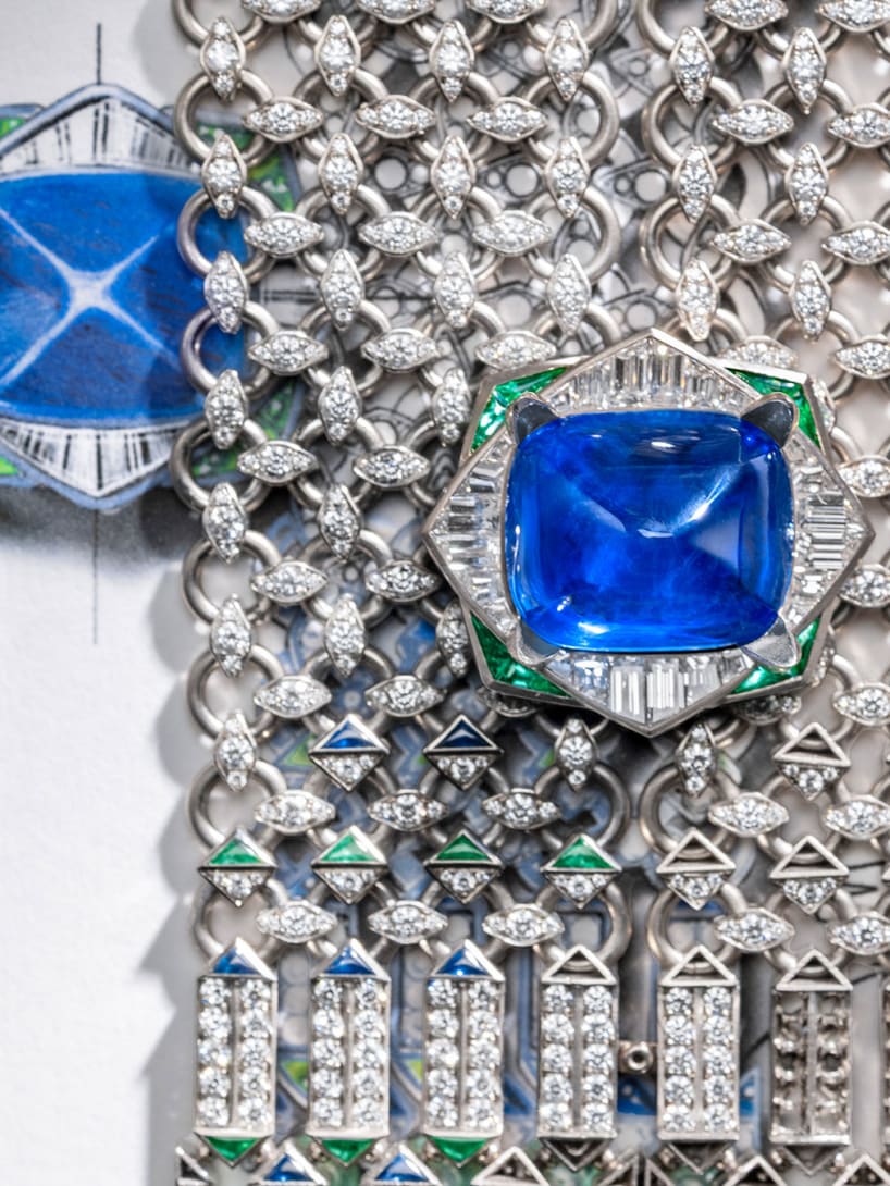 Detail of Seres Scarf High Jewellery necklace with sugarloaf sapphire and diamond brooch.
