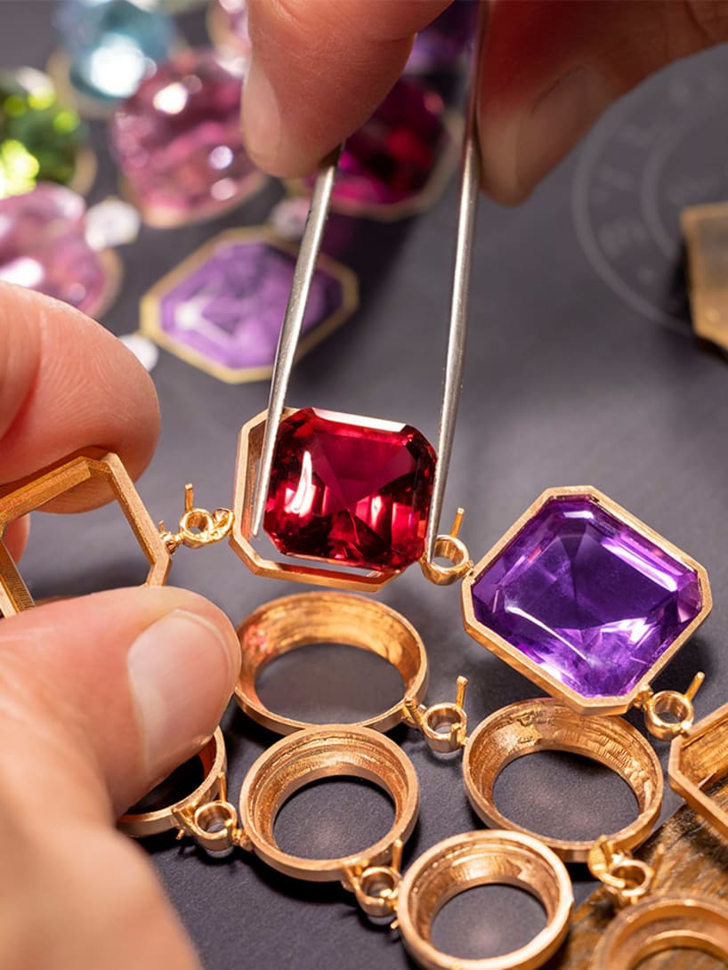 Picture representing precious gems.