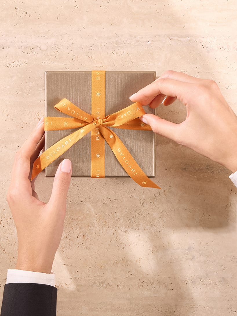 Creative image for gift service.