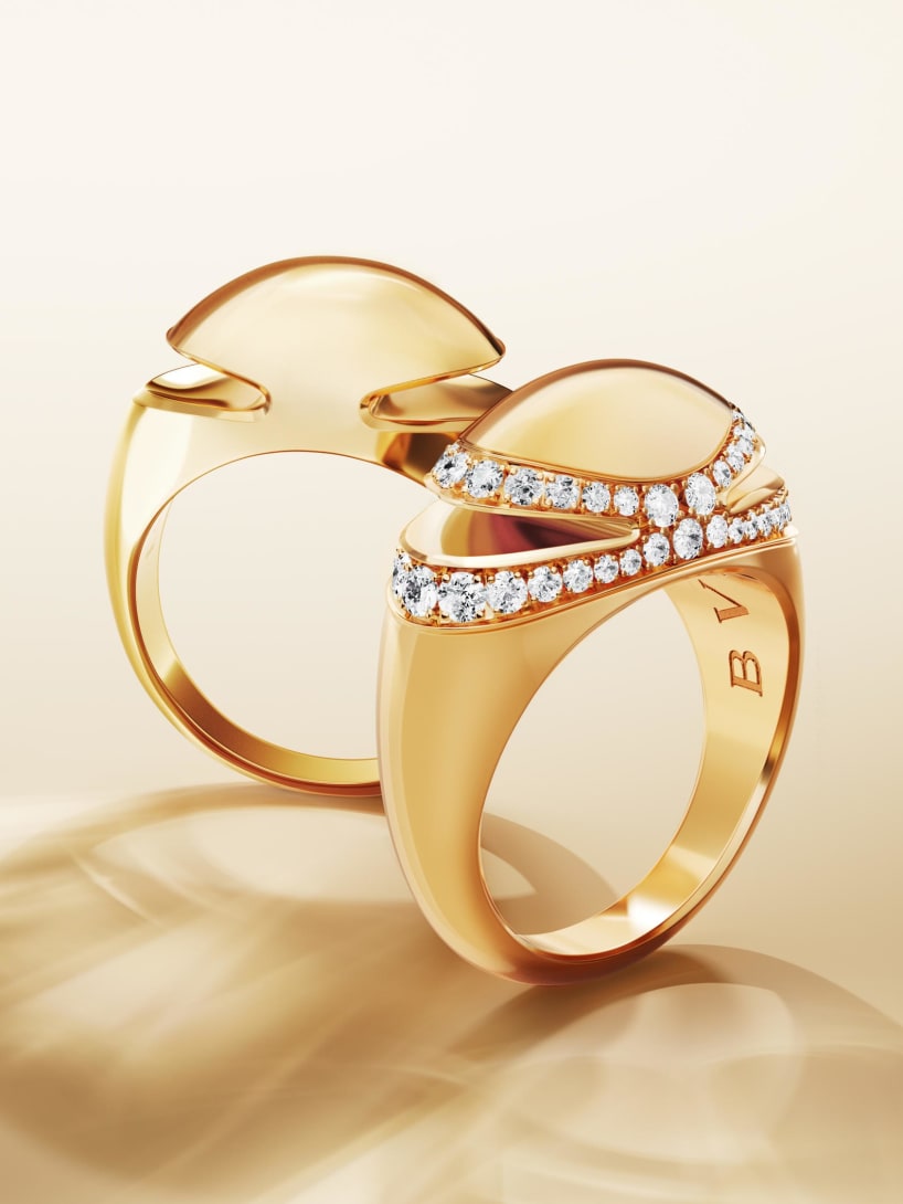 Picture representing Bvlgari Cabochon rings in yellow gold.