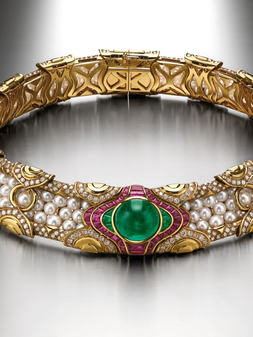 Choker in gold with cultured pearls, emeralds, rubies and diamonds, 1988. Bvlgari Heritage Collection