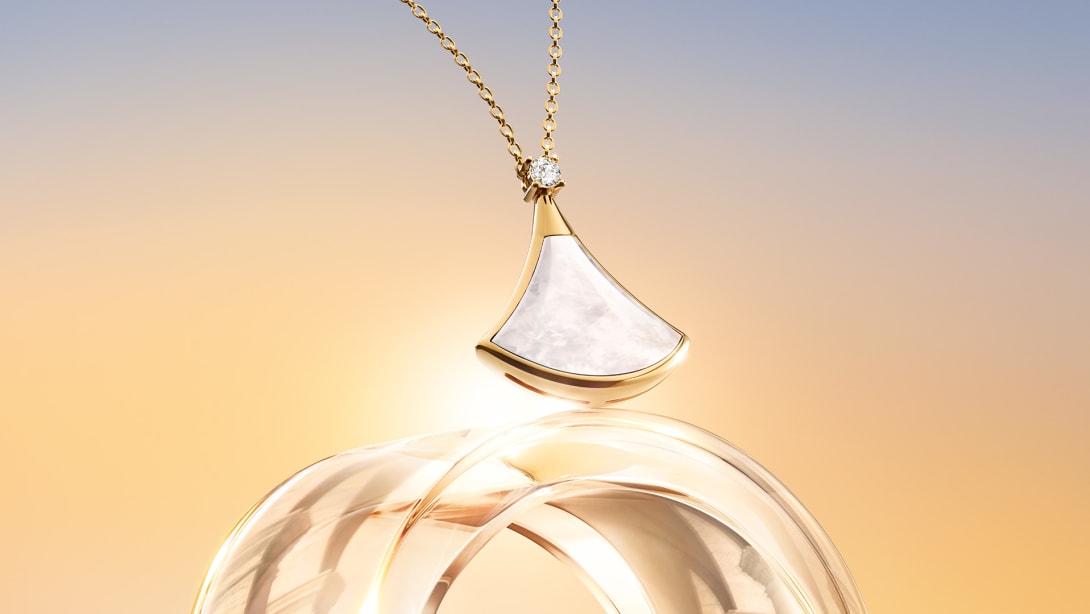 Divas' Dream necklace, Magnificent Icons.