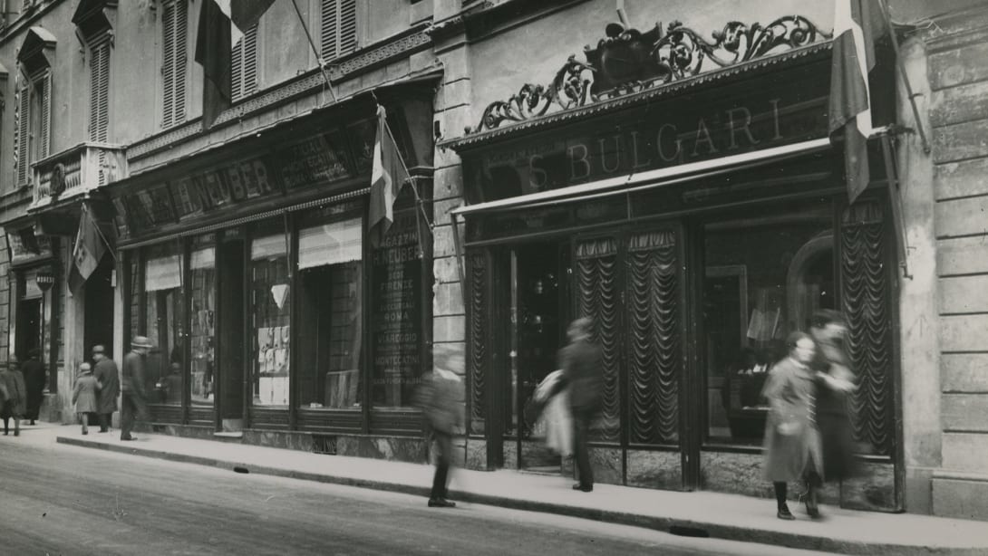 Image from the year 1920 of the Bulgari history.