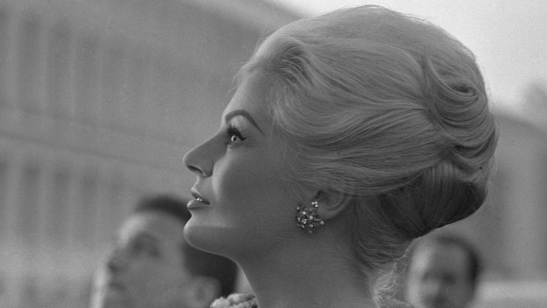 Image from the year 1960 of the Bulgari history.