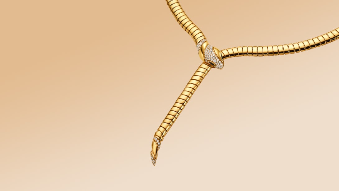 serpenti necklace