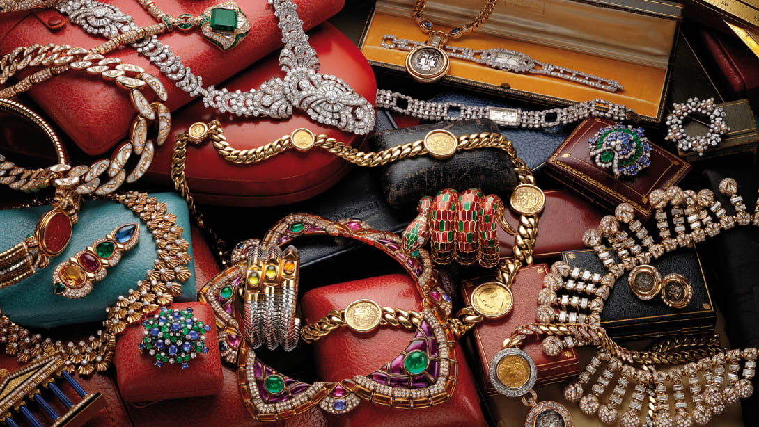 Romanness image from Bulgari heritage collection