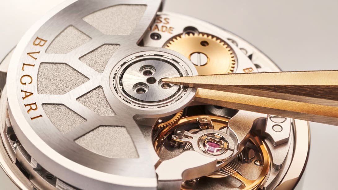 A new automatic movement, craftsmanship shot.