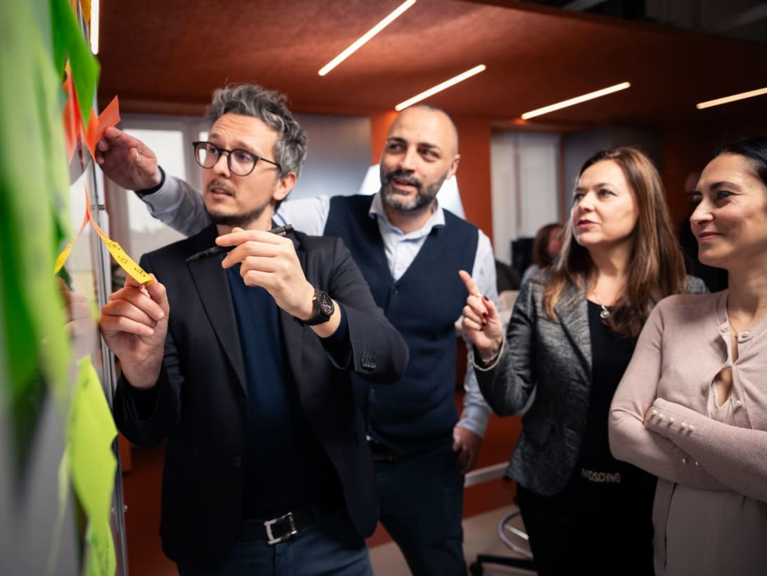 Dipendenti Bvlgari al lavoro