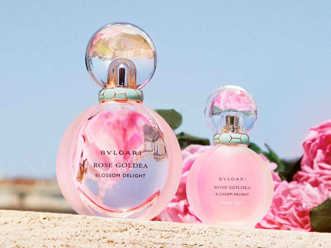 Goldea fragrances with roses.