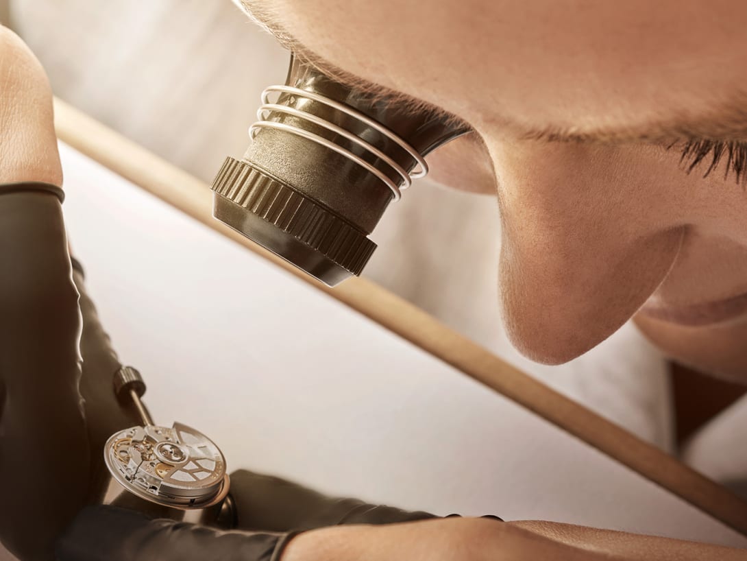 Craftsman fitting the new movement.