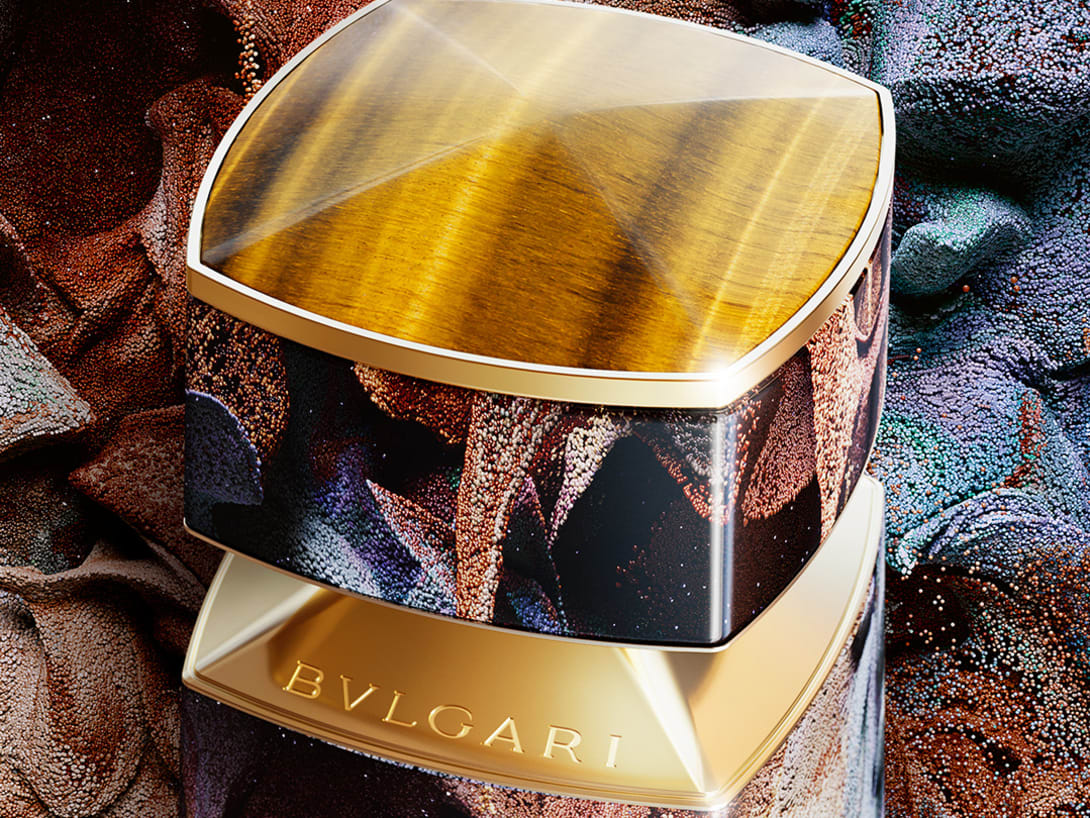 Detail of the cap with tiger's eye stone insert of the Bvlgari Le Gemme Tygar x Refik Anadol bottle.