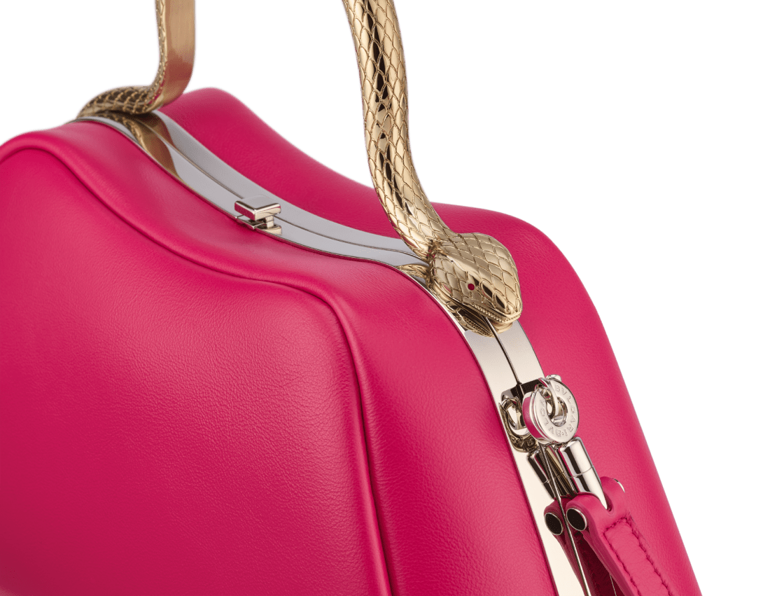 Serpentine Top Handle