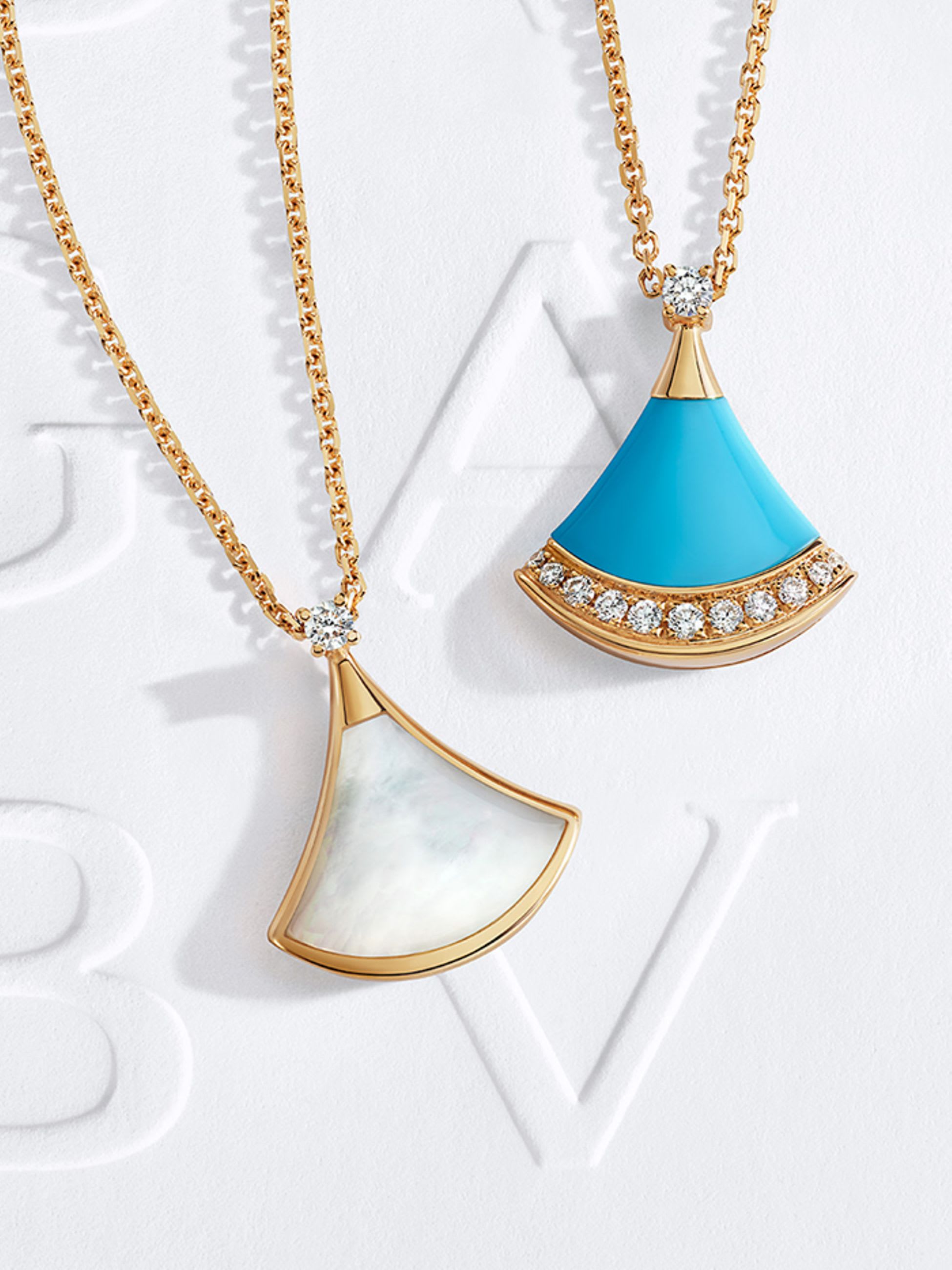 Bulgari divas dream necklace top