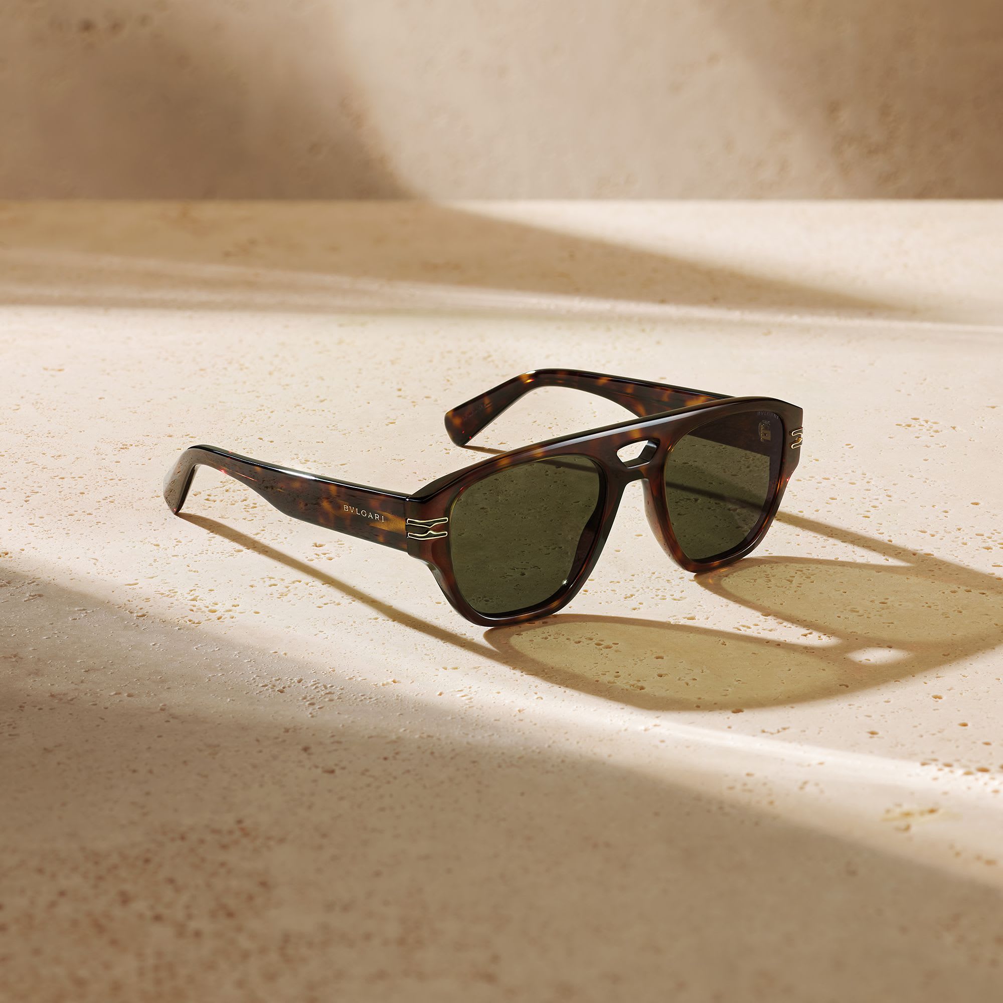 Fall Winter 24 Women s and Men s Eyewear Collection Bvlgari Official Store