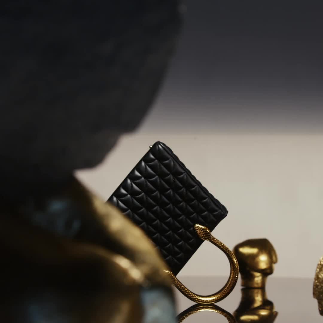 ブルガリ レザーグッズ＆アクセサリー カッラ コレクション | ブルガリ