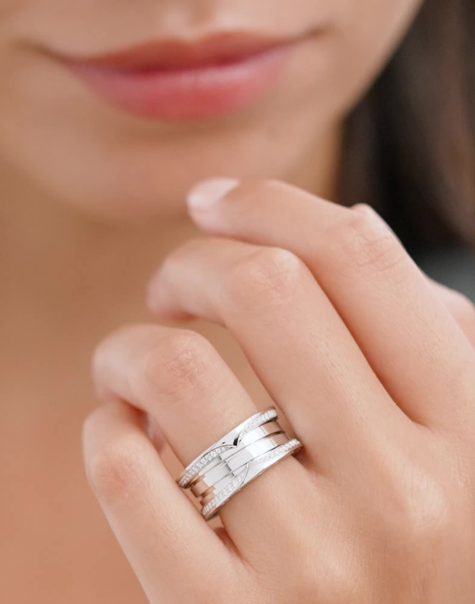 ホワイトゴールド ビー・ゼロワン リング に 0.51 カラット