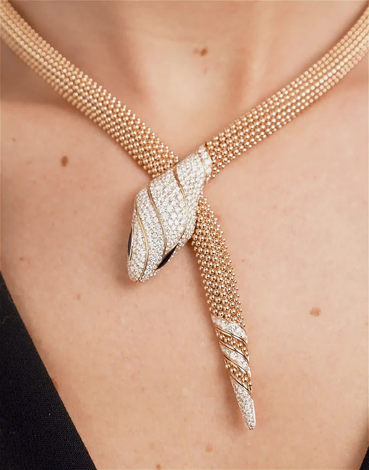 Rose gold Serpenti Necklace with 3.63 ct Diamonds, Onyx | Bvlgari