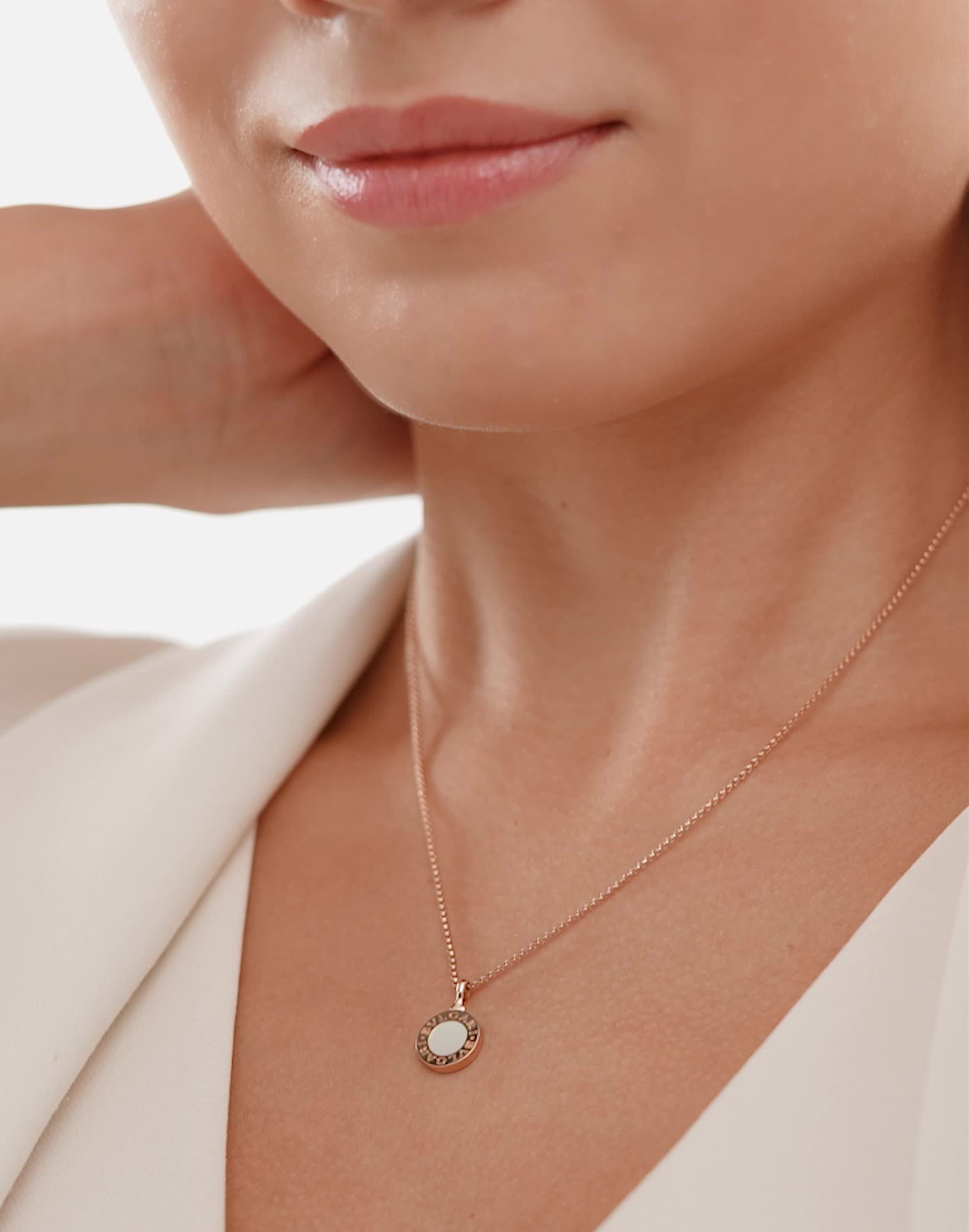 商品名: BVLGARI ローズゴールド母貝ペンダントネックレス（ブルガリ） ピンクゴールド ブルガリ・ブルガリ ネックレス に マザー・オブ