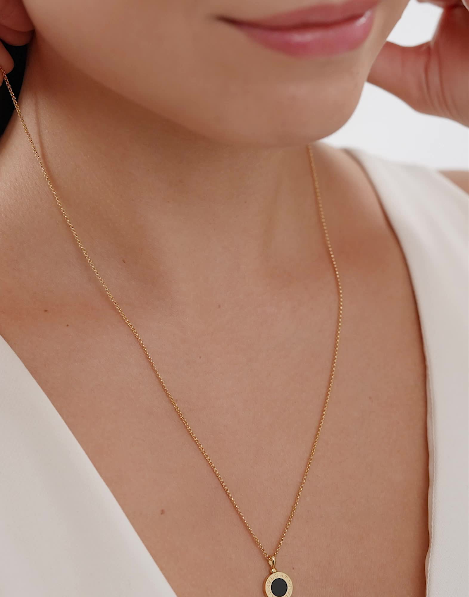 ブルガリ ネックレス イエローゴールド ブルガリ・ブルガリ ネックレス に オニキス | ブルガリ