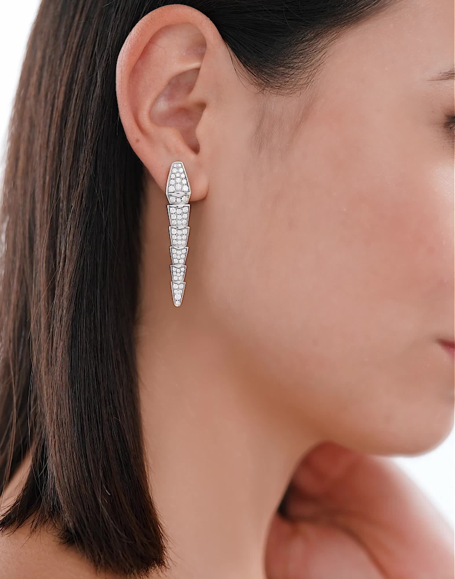 ホワイトゴールド セルペンティ ヴァイパー イヤリング に 2.08