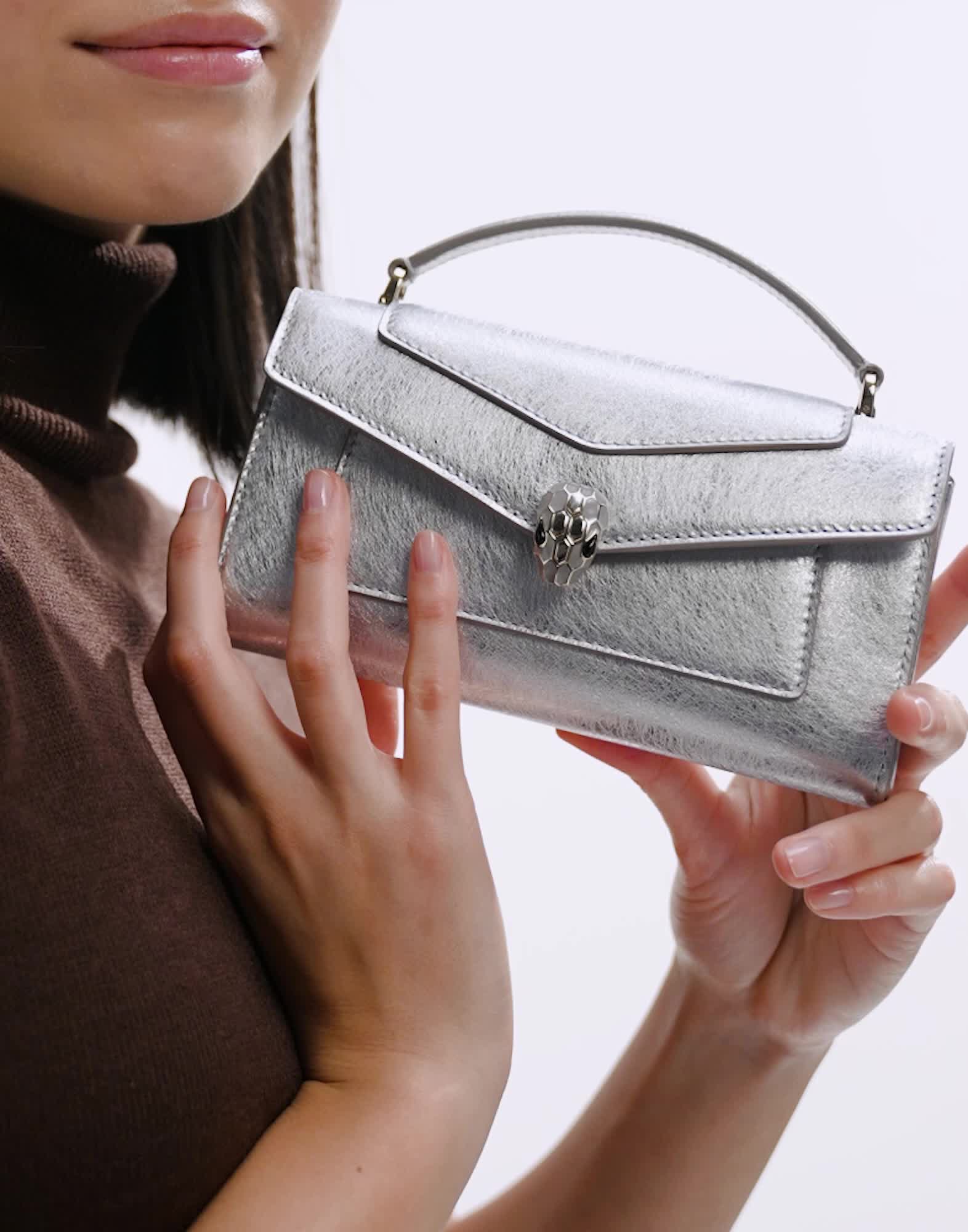 Silver Calf leather Serpenti Forever Phone Case 294240 | Bvlgari