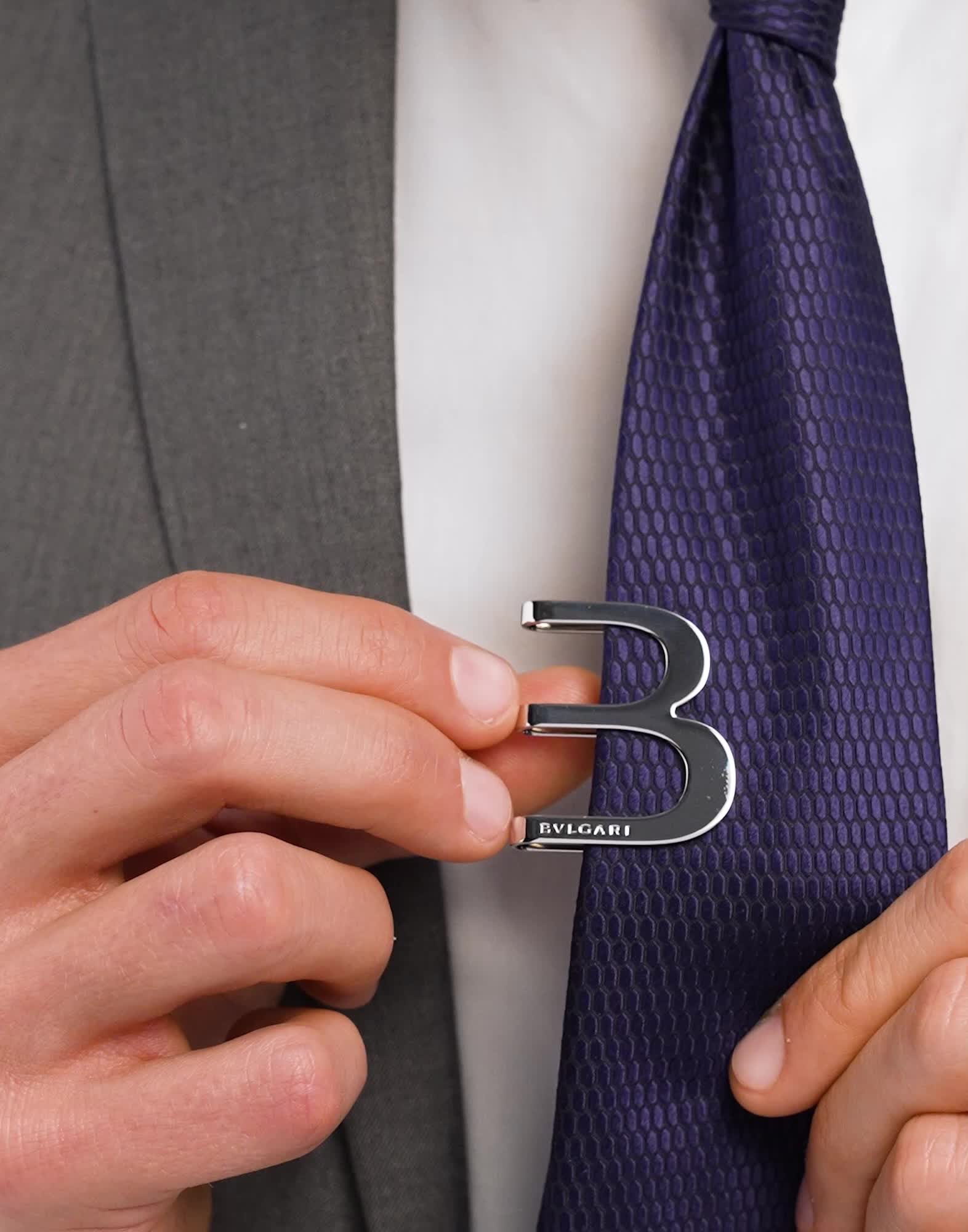 シルバー メタル フォーマル タイバー 246138 | ブルガリ