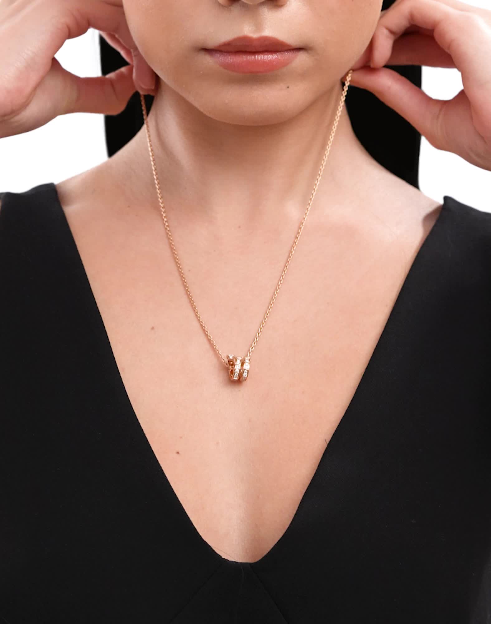 Rose gold Serpenti Viper Necklace with 0.63 ct Diamonds | Bvlgari